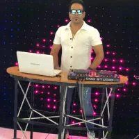 اجرای برنامه دی جی ونورپردازی وتشریفات