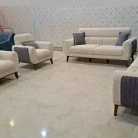 مبل.     هلما