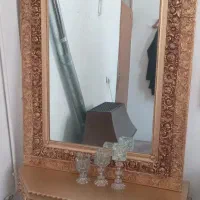 اینه و میز ایستاده آیینه ایینه