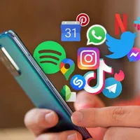 نصب انواع برنامه و تنظیم گوشی های موبایل با تخفیف