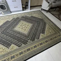 فروش فرش ۱۲ متری در حد نو