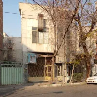 203-متر-خانه-ویلایی-سنددار-همراه-با-2-مغازه
