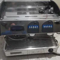 فروش دستگاه قهوه ساز ۲گروپ در حد نو
