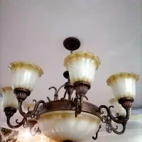 لوستر ۸ شاخه در حد نو