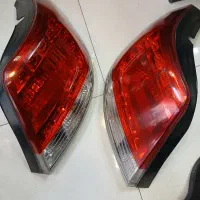 یک جفت چراغ عقب دنا معمولی