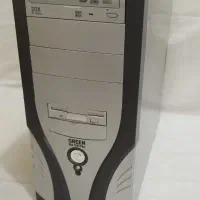 کیس کامپیوتر تمیز