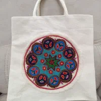 توت بگ  پته دوزی شده (کار دست و اصیل )