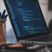 خدمات نرم افزاری و سخت افزاری کامپیوتر و لپتاپ