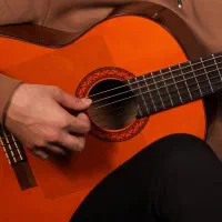 کلاس گیتار / اموزش گیتار (جلسه رایگان)
