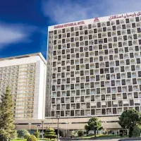 هتل پارسیان استقلال با تخفیف