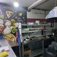 (هوالرزاق) ساندویچ زن و پیتزا زن آقا یا خانم جوان