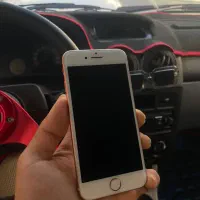 iphone 8 لاکاغذی درحد نو