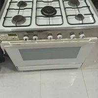 اجاق گاز فردار بسیار تمیز