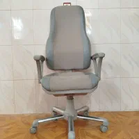 صندلی چرخشی
