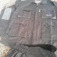 لباس وکفش کار