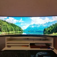 مانیتور 49 ایسوس کم کار کاملا سالم به همراه کارتن