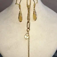 گوشواره و دستبند