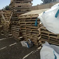 پالت‌چوبی‌وپلاستیکی‌ و صندوق چوبی