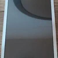 تبلت لنوو سالم سیم‌کارت خور با اندروید مناسب