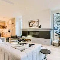 110 متر ، 2 خوابه ، نگارستان