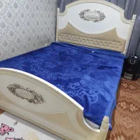 تخت دونفره