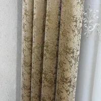 کنار پرده طلا کوب