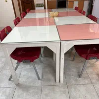میز چوبی سفید