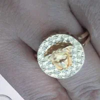 انگشتر ورساچ
