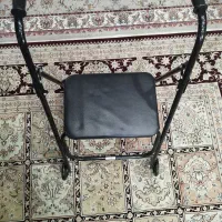 واکر نو|پزشکی|شاهینشهر, عطار|دیوار