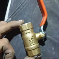 شیر گازی