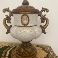 شکلات خوری زیبای قدیمی