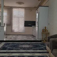خانه-ویلایی-شهرستانی-بر-خیابان-اصلی