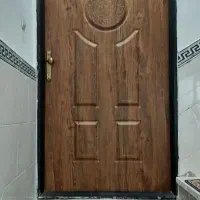فروش درب ورودی آپارتمان در حد نو