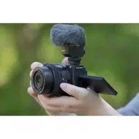 عکاس با دوربین zve10 ii