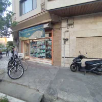22متر-مغازه-در-مکان-پر-تردد