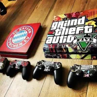 خریدار و فروش ps4 پلی استیشن 4 در محل خودتان