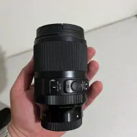 لنز ۳۵ سیگما در حد نو