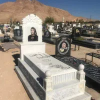 حکاکی وحجاری نقش برجسته سنگ مزار(سنگ قبر)