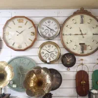پخش کننده ساعت دیواری