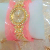 ساعت های زنونه