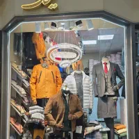 فروشنده پوشاک مردانه مجتمع قرشی