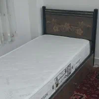 تختخواب تک نفره همراه با تشک نو
