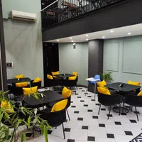 میز و صندلی مبل رستورانی طراحی مدرن و ظریف