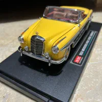 ماکت ماشین بنز Mercedes-Benz 220SE مقیاس 1/18