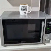 ماکروفر استفاده نشده برند عالی ومعتبرمناسب جهیزیه