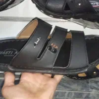 تولید کننده انواع کفش و کتونی و صندل و دمپایی عمده