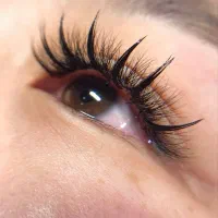 کاشت مژه با ماندگاری بالا اموزش مژه سلسبیل