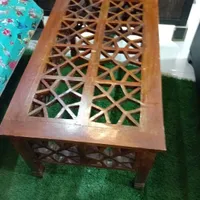 میز سنتی چوبی