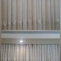 پرده سفیدگلدار شاین دار