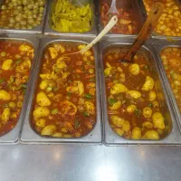 فروشنده  خانم